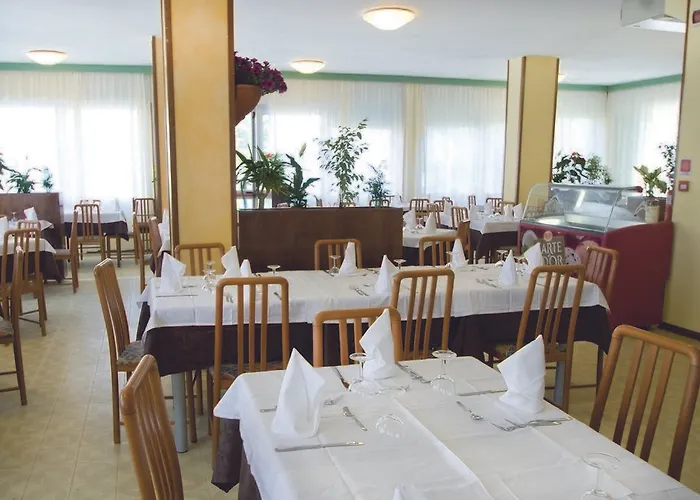 ホテル Nuovo Anthisa