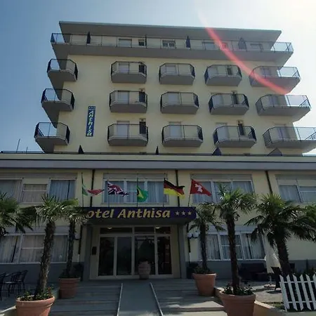 Nuovo Anthisa Hotel 3*