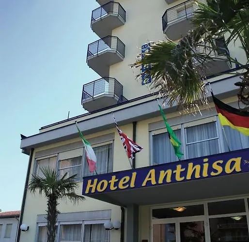 Hotel Nuovo Anthisa 3*
